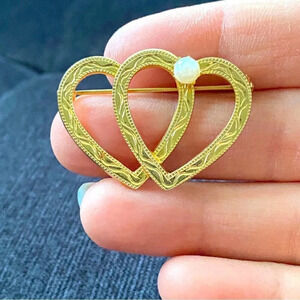 Sweetheart Lovers Etched Gold Tone Heart  Brooch Pin